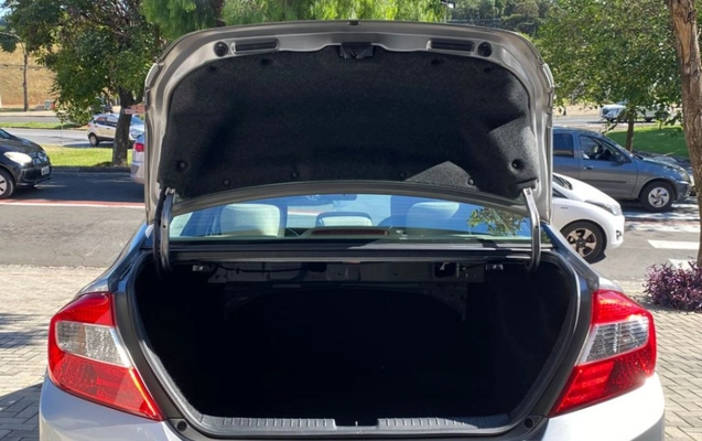 imagem-https://www.socarrao.com.br/sc-vehicle-images-prod/1845696/1781092871856-gb-9da5f9d.jpeg