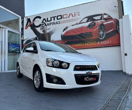 Chevrolet Sonic 2014 Branco — foto 1 de 3