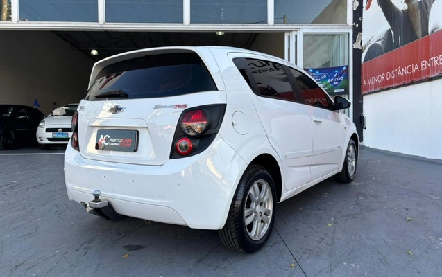 imagem-https://www.socarrao.com.br/sc-vehicle-images-prod/1845983/1784651801530-gb-06f5bbc.jpg