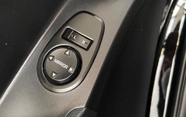 imagem-https://www.socarrao.com.br/sc-vehicle-images-prod/1847894/1785761061962-8135947_19_B_2b13a7b69f.jpeg