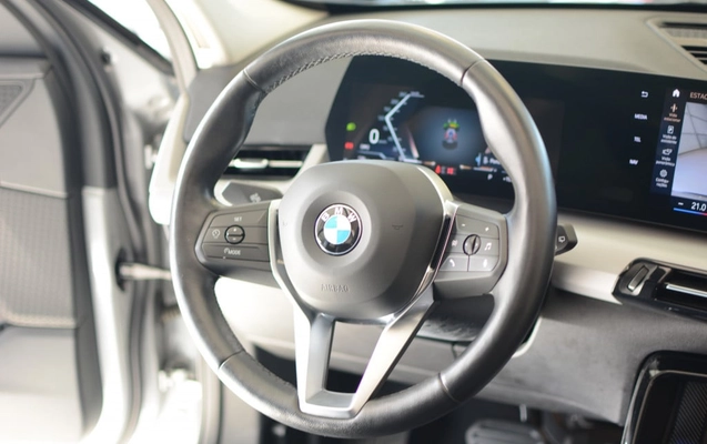 imagem-https://www.socarrao.com.br/sc-vehicle-images-prod/1849176/1788278841983-vehicle_image_1780405086_40d8616d53b4cc0a6aa85d022fd190aa.jpeg