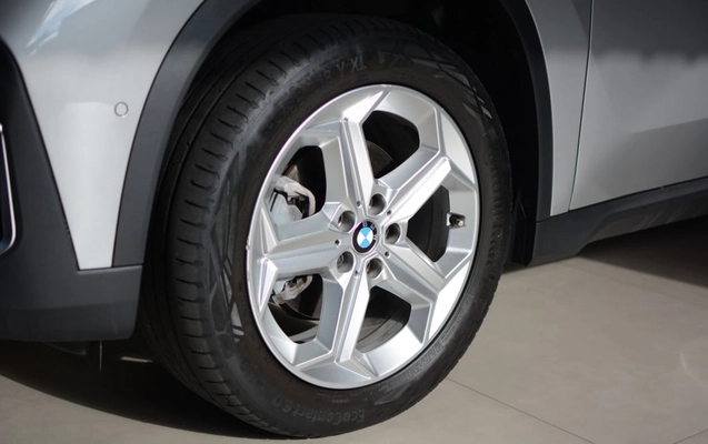 imagem-https://www.socarrao.com.br/sc-vehicle-images-prod/1849176/1788278841992-vehicle_image_1780405070_f804baac8e753066f145e4a54ff82c7b.jpeg