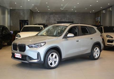 Bmw X1 2024 Prata — foto 1 de 3