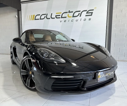 Porsche 718 Boxster 2.0 300cv 2021 Preto — foto 1 de 3