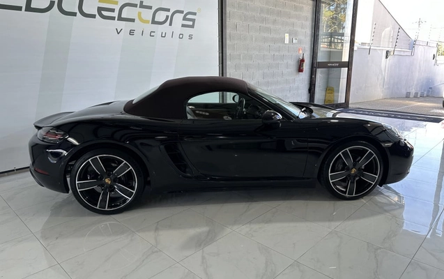imagem-https://www.socarrao.com.br/sc-vehicle-images-prod/1850735/1786996414498-vehicle_image_1779994465_373d2db41c67c174fb757f4daf47e470.jpeg