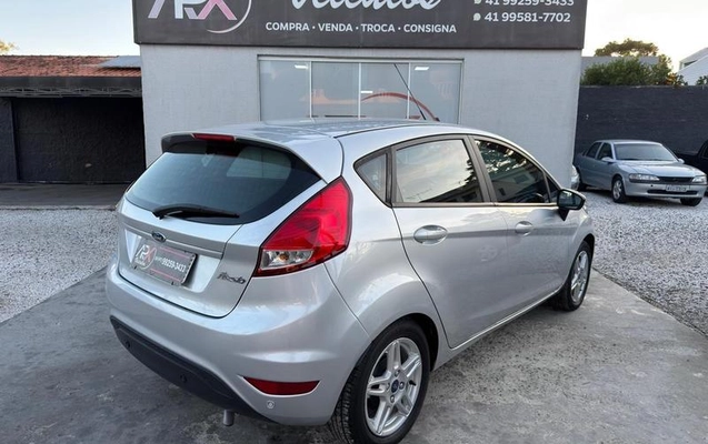 imagem-https://www.socarrao.com.br/sc-vehicle-images-prod/1851083/1787163261375-8123779_7_B_c2a9aa38e9.jpeg