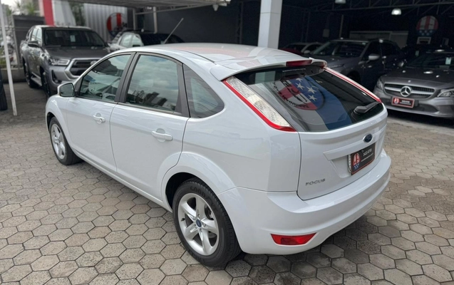 imagem-https://www.socarrao.com.br/sc-vehicle-images-prod/1851500/1780069685346-22ad60bc-9d66-47d2-b567-67f2c1505455.jpg