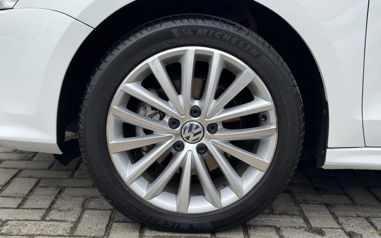imagem-https://www.socarrao.com.br/sc-vehicle-images-prod/1852773/1780072950606-V2hhdHNBcHAgSW1hZ2UgMjAyNi0wNS0yOSBhdCAxMi41NC40NCAoMikuanBlZw.jpeg