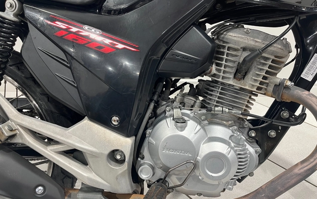 imagem-https://www.socarrao.com.br/sc-vehicle-images-prod/1853222/1780073719366-SU1HXzczMjcuanBlZw.jpeg