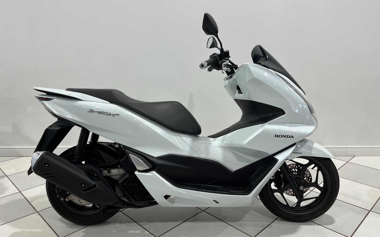 Honda PCX 160 2025 Branco — foto 1 de 3