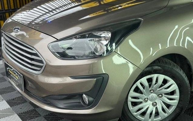 imagem-https://www.socarrao.com.br/sc-vehicle-images-prod/1853415/1789574139411-8137109_17_B_8cb3fff23d.jpeg