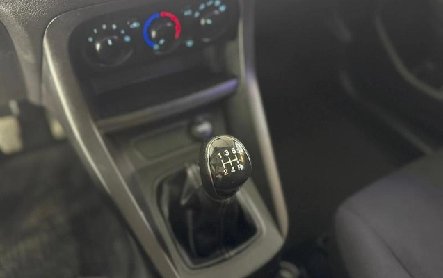 imagem-https://www.socarrao.com.br/sc-vehicle-images-prod/1853415/1789574139432-8137109_0_B_e675a1fa8a.jpeg