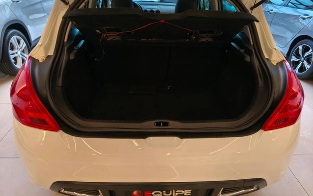 imagem-https://www.socarrao.com.br/sc-vehicle-images-prod/1853505/1787167291730-8132983_12_B_3de40a54da.jpeg