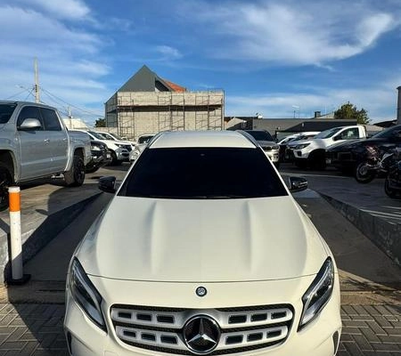imagem-https://www.socarrao.com.br/sc-vehicle-images-prod/1853712/1789224042184-8038065_1_B_fbfc53c9ff.jpeg