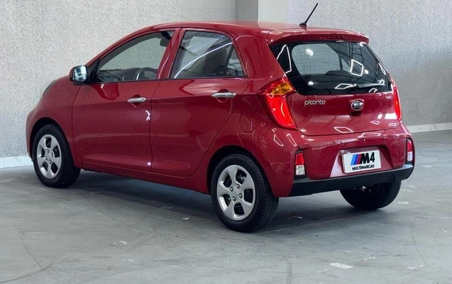 imagem-https://www.socarrao.com.br/sc-vehicle-images-prod/1853760/1791398474991-8135025_2_B_c790b8bc64.jpeg