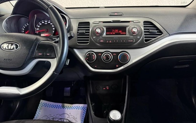 imagem-https://www.socarrao.com.br/sc-vehicle-images-prod/1853760/1791398475039-8135025_10_B_832c7ad065.jpeg