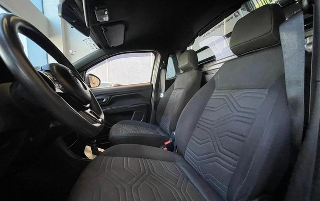 imagem-https://www.socarrao.com.br/sc-vehicle-images-prod/1854363/1780076676065-8112083_1_B_73605d3258.jpeg