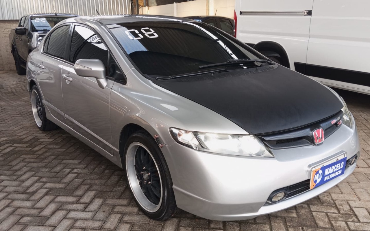 Honda Civic 2008 Prata — foto 1 de 3