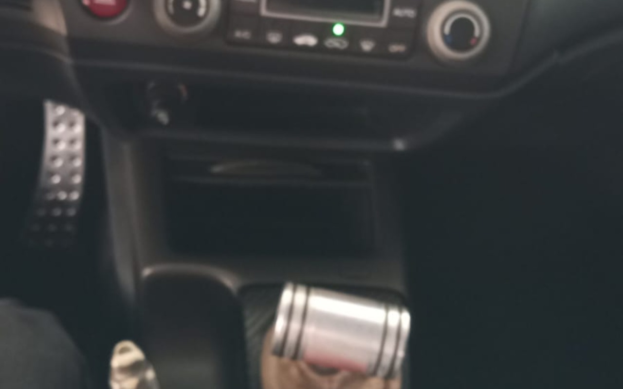 imagem-https://www.socarrao.com.br/sc-vehicle-images-prod/1855405/1780079059046-MjZlNGNjNWItZTdhYi00NTkzLTliOWUtZjMzMmYxNjBjM2QxLmpwZw.jpg