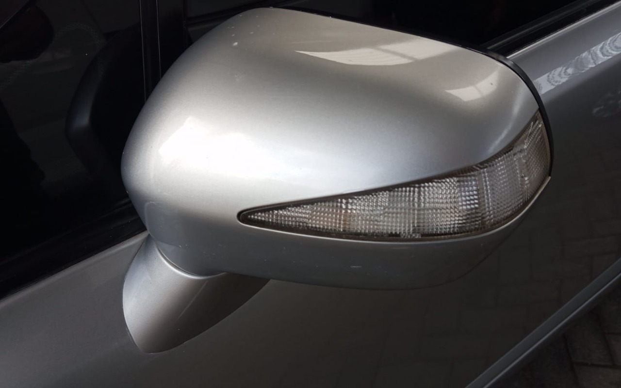 imagem-https://www.socarrao.com.br/sc-vehicle-images-prod/1855405/1780079059187-OThkZWZiZjMtMTBiZi00MmNjLWExNjgtZmFkZjU1YTdhM2ZjLmpwZw.jpg