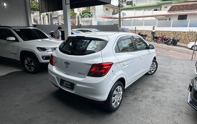 imagem-https://www.socarrao.com.br/sc-vehicle-images-prod/1855708/1789224346899-gb-e184c6a.jpeg