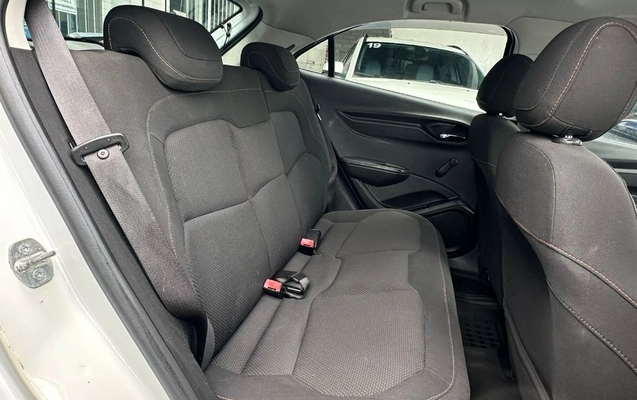 imagem-https://www.socarrao.com.br/sc-vehicle-images-prod/1855708/1789224346904-gb-0523923.jpeg