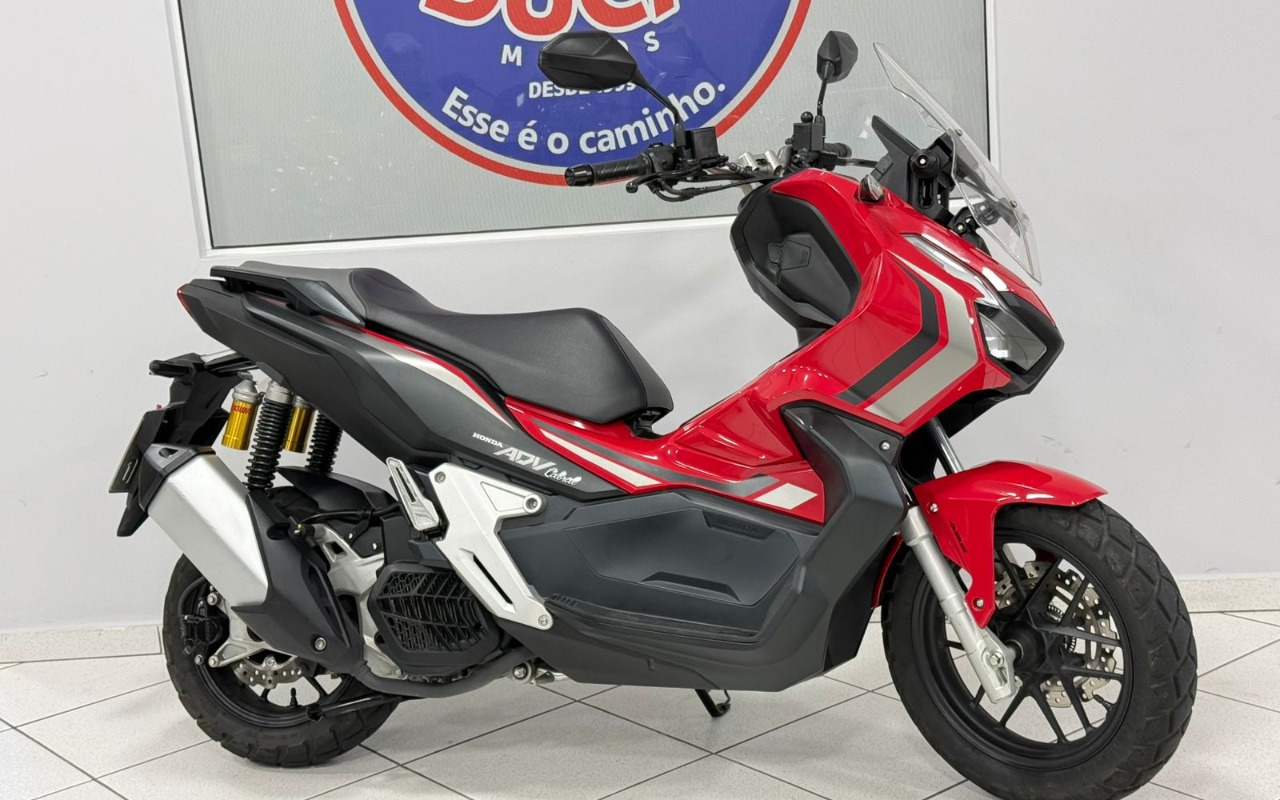 Honda ADV 150  na cor Vermelho em Araucária / PR - 1856570