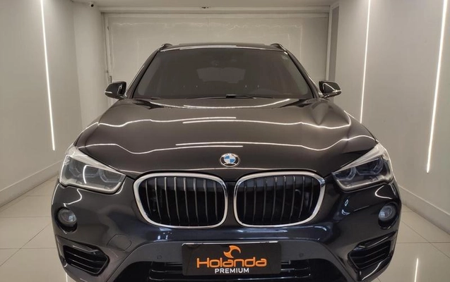 imagem-https://www.socarrao.com.br/sc-vehicle-images-prod/1857017/1786714840159-8131835_1_B_59f1623a16.jpeg