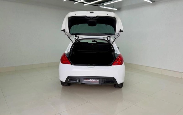 imagem-https://www.socarrao.com.br/sc-vehicle-images-prod/1857712/1781647933329-8138353_10_B_ff6d6beca0.jpeg