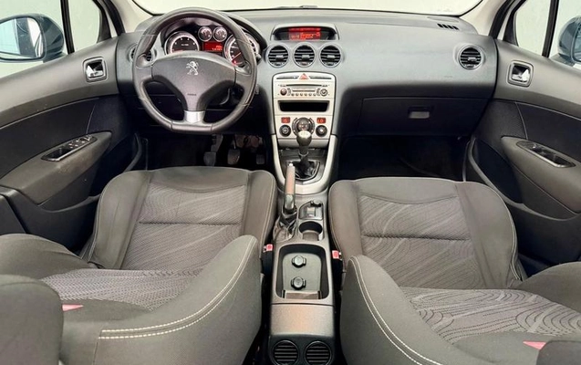 imagem-https://www.socarrao.com.br/sc-vehicle-images-prod/1857712/1781647933331-8138353_12_B_e378947979.jpeg