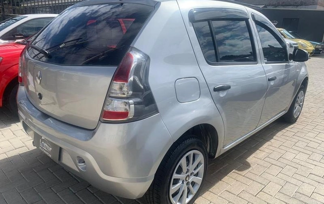 imagem-https://www.socarrao.com.br/sc-vehicle-images-prod/1857949/1785426072780-8025283_1_B_706a867510.jpeg
