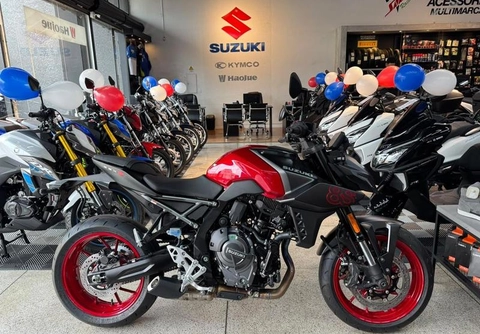 Suzuki GSX-8S 2027 Preto — foto 1 de 3