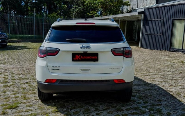 imagem-https://www.socarrao.com.br/sc-vehicle-images-prod/1858962/1784751285037-8121781_0_B_651e0d03aa.jpeg