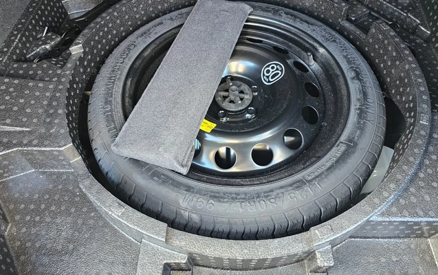 imagem-https://www.socarrao.com.br/sc-vehicle-images-prod/1859115/1780518973816-V2hhdHNBcHAgSW1hZ2UgMjAyNi0wNi0wMyBhdCAxNy4yMS4yMy5qcGVn.jpeg