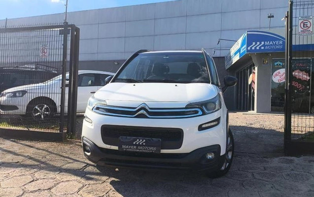 imagem-https://www.socarrao.com.br/sc-vehicle-images-prod/1860060/1785956650379-8138789_11_B_42c41d53da.jpeg