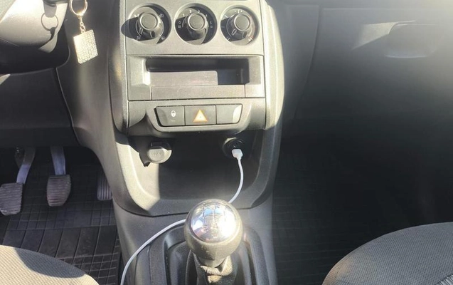 imagem-https://www.socarrao.com.br/sc-vehicle-images-prod/1860060/1785956650395-8138789_1_B_40df9a52bd.jpeg