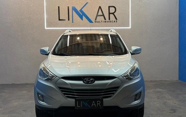 imagem-https://www.socarrao.com.br/sc-vehicle-images-prod/1861111/1786639543834-8133306_1_B_8891f9cc9f.jpeg