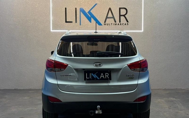 imagem-https://www.socarrao.com.br/sc-vehicle-images-prod/1861111/1786639543836-8133306_0_B_78e3059a16.jpeg