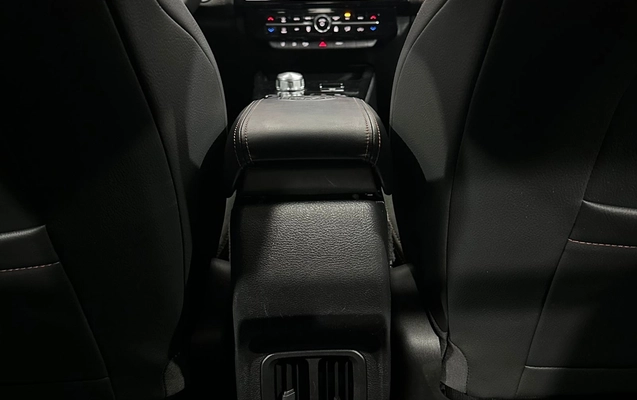 imagem-https://www.socarrao.com.br/sc-vehicle-images-prod/1861559/1781114229251-ff1197f4-cc3c-40a4-8361-f2dc9373d961.jpg
