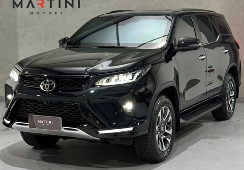 Toyota Hilux SW4 2026 Preto — foto 1 de 3