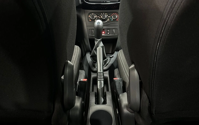 imagem-https://www.socarrao.com.br/sc-vehicle-images-prod/1862285/1780091946667-7c3fc48a-0e7f-40cd-a3fa-a9e3c57397e8.jpg
