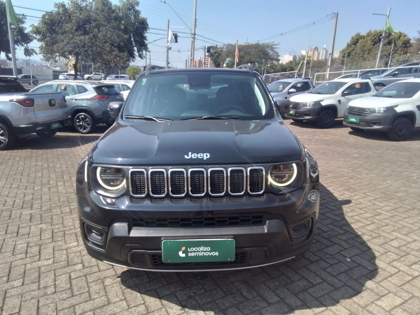 Jeep Renegade 2023 Preto — foto 1 de 3