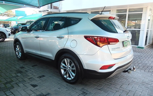 imagem-https://www.socarrao.com.br/sc-vehicle-images-prod/1875687/1786541899360-2f58a719e62243e7859977ce1b97c046_1780063839351.jpg