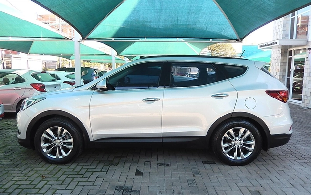 imagem-https://www.socarrao.com.br/sc-vehicle-images-prod/1875687/1786541899367-a2bd64b7938a45ae87d7df1ed0049315_1780063846999.jpg