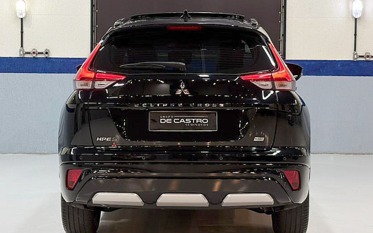 imagem-https://www.socarrao.com.br/sc-vehicle-images-prod/1875709/1780144362464-TUlUU1VCSVNISSBFQ0xJUFNFIENST1NTIEhQRVMgLSAyMDI1IC0gUFJFVE8gLSBTQ1UwQTAxICg1KS5qcGc.jpg