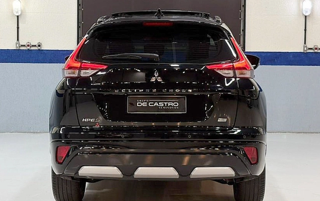 imagem-https://www.socarrao.com.br/sc-vehicle-images-prod/1875709/1780144362464-TUlUU1VCSVNISSBFQ0xJUFNFIENST1NTIEhQRVMgLSAyMDI1IC0gUFJFVE8gLSBTQ1UwQTAxICg1KS5qcGc.jpg