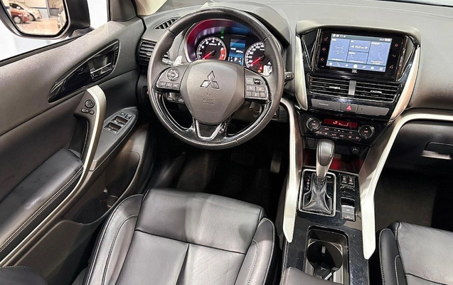 imagem-https://www.socarrao.com.br/sc-vehicle-images-prod/1875709/1780144363720-TUlUU1VCSVNISSBFQ0xJUFNFIENST1NTIEhQRVMgLSAyMDI1IC0gUFJFVE8gLSBTQ1UwQTAxICgyMCkuanBn.jpg