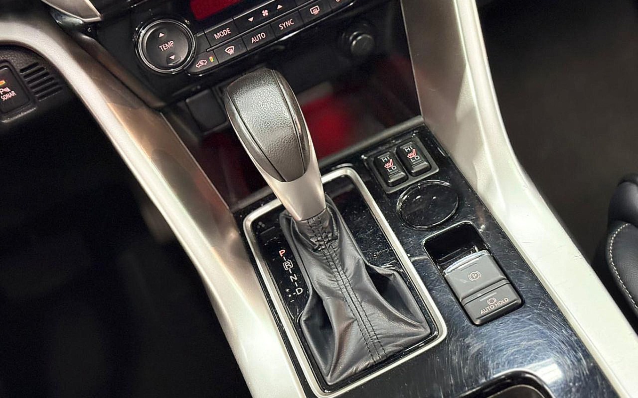 imagem-https://www.socarrao.com.br/sc-vehicle-images-prod/1875709/1780144364238-TUlUU1VCSVNISSBFQ0xJUFNFIENST1NTIEhQRVMgLSAyMDI1IC0gUFJFVE8gLSBTQ1UwQTAxICgyMikuanBn.jpg