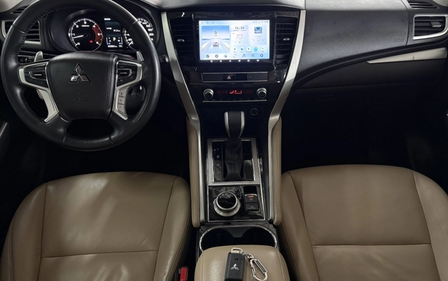 imagem-https://www.socarrao.com.br/sc-vehicle-images-prod/1876176/1788618550470-q6doFfLfumIcANq43TCvX3YCBCOgVuIH.jpg