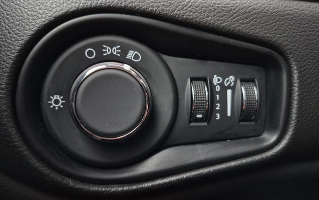 imagem-https://www.socarrao.com.br/sc-vehicle-images-prod/1876310/1785951268284-8138251_19_B_29b8a575ce.jpeg